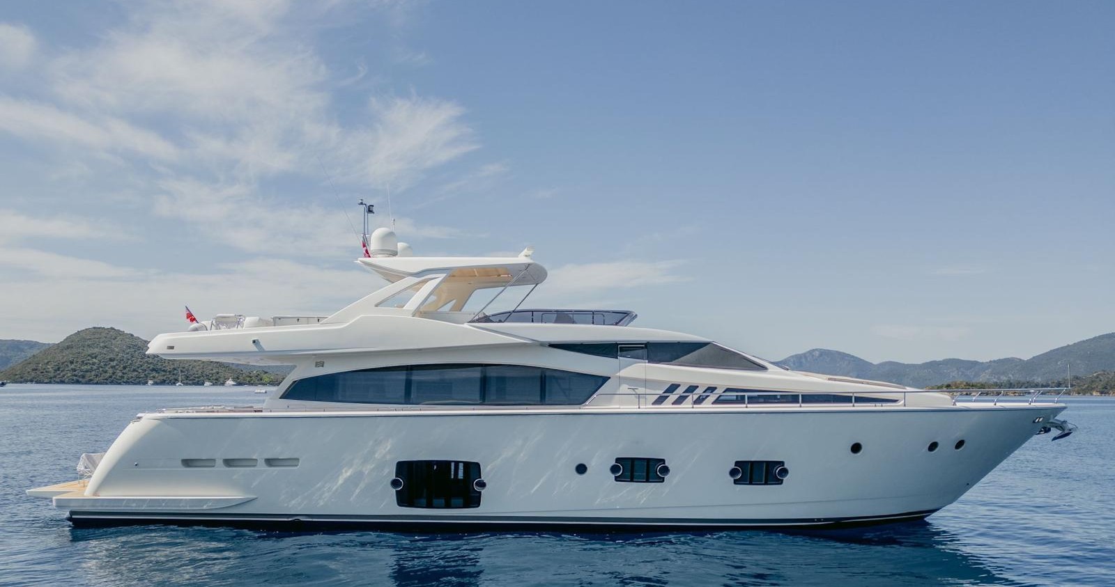 Loren By Wandering Yacht PRINCESS 65